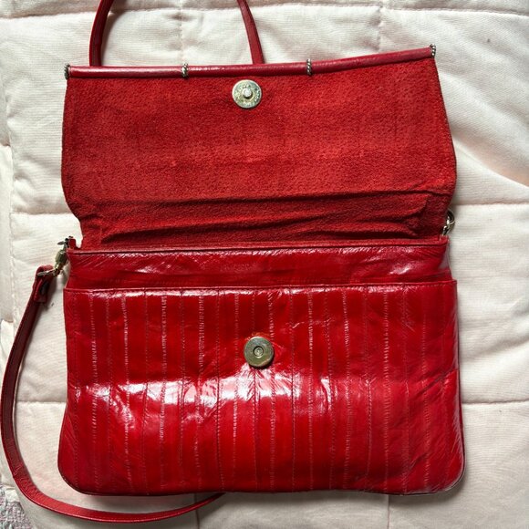 Vintage red eelskin purse 1980s going out glam valentines date night occasion - Picture 5 of 8